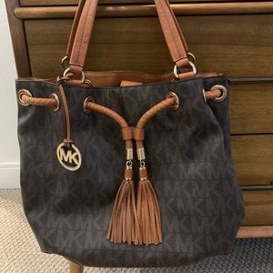Michael Kors Jet Set Tote Large Tassel Brown Bag